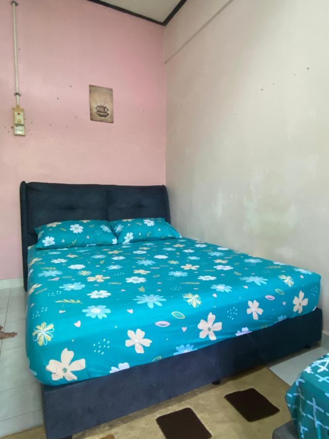 Aryaty Stay Pantai Batu Buruk Kuala Terengganu Extérieur photo