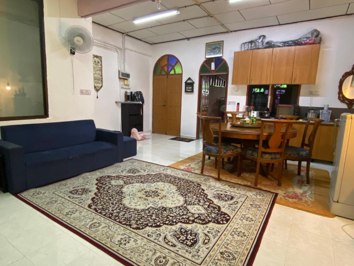 Aryaty Stay Pantai Batu Buruk Kuala Terengganu Extérieur photo